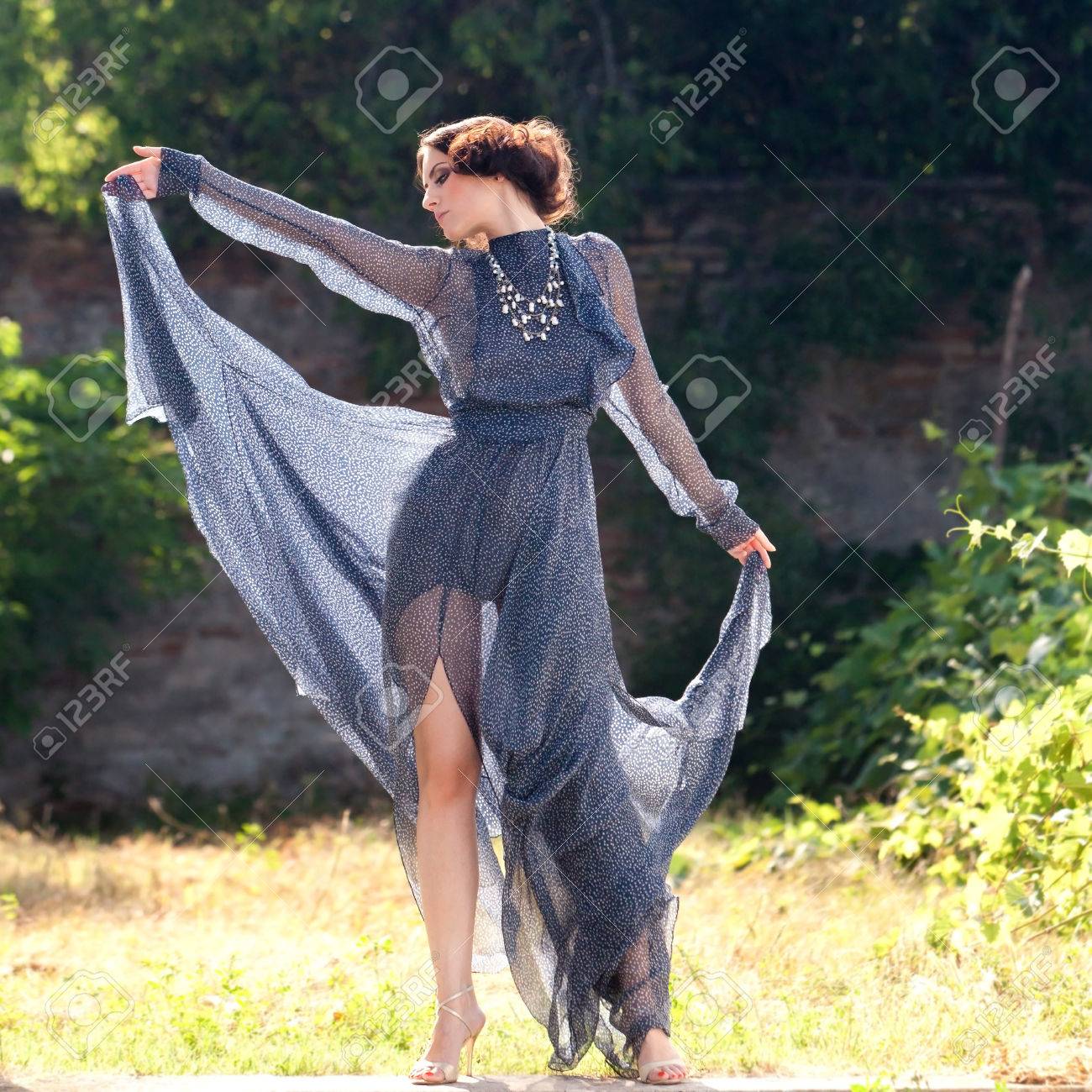 longue robe transparente