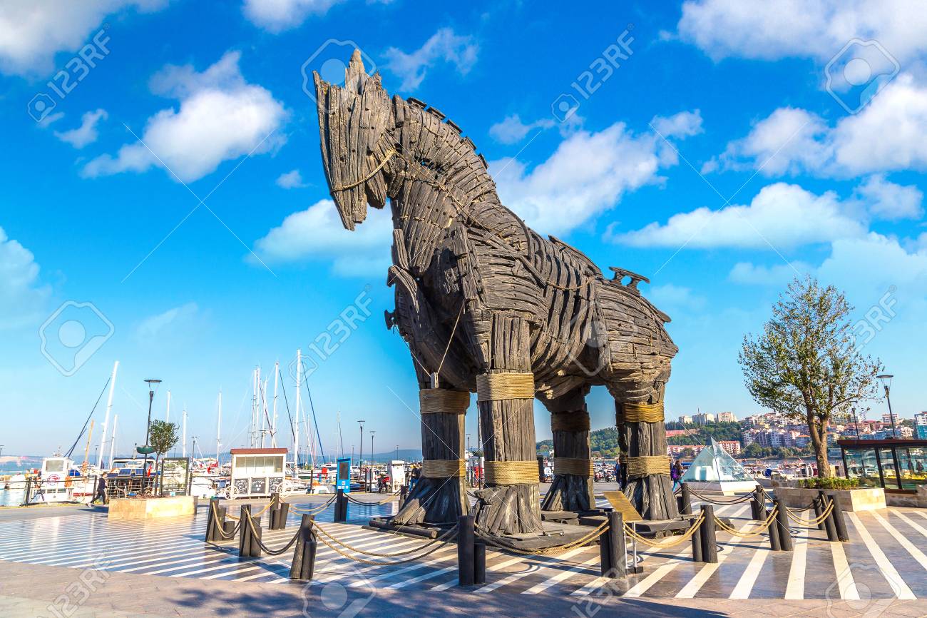 Canakkale Die Turkei 21 Juli 2017 Trojanisches Pferd In Canakkale An Einem Schonen Sommertag Die Turkei Dieses Pferd Wurde In Film Troy Uesd Lizenzfreie Fotos Bilder Und Stock Fotografie Image 89075798