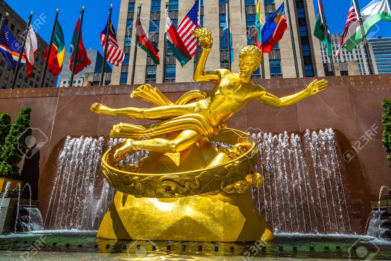뉴욕시 미국 2020년 3월 15일 미국 뉴욕 맨해튼의 록펠러 센터에 있는 프로메테우스 동상 로열티 무료 사진, 그림, 이미지 그리고  스톡포토그래피. Image 151523316
