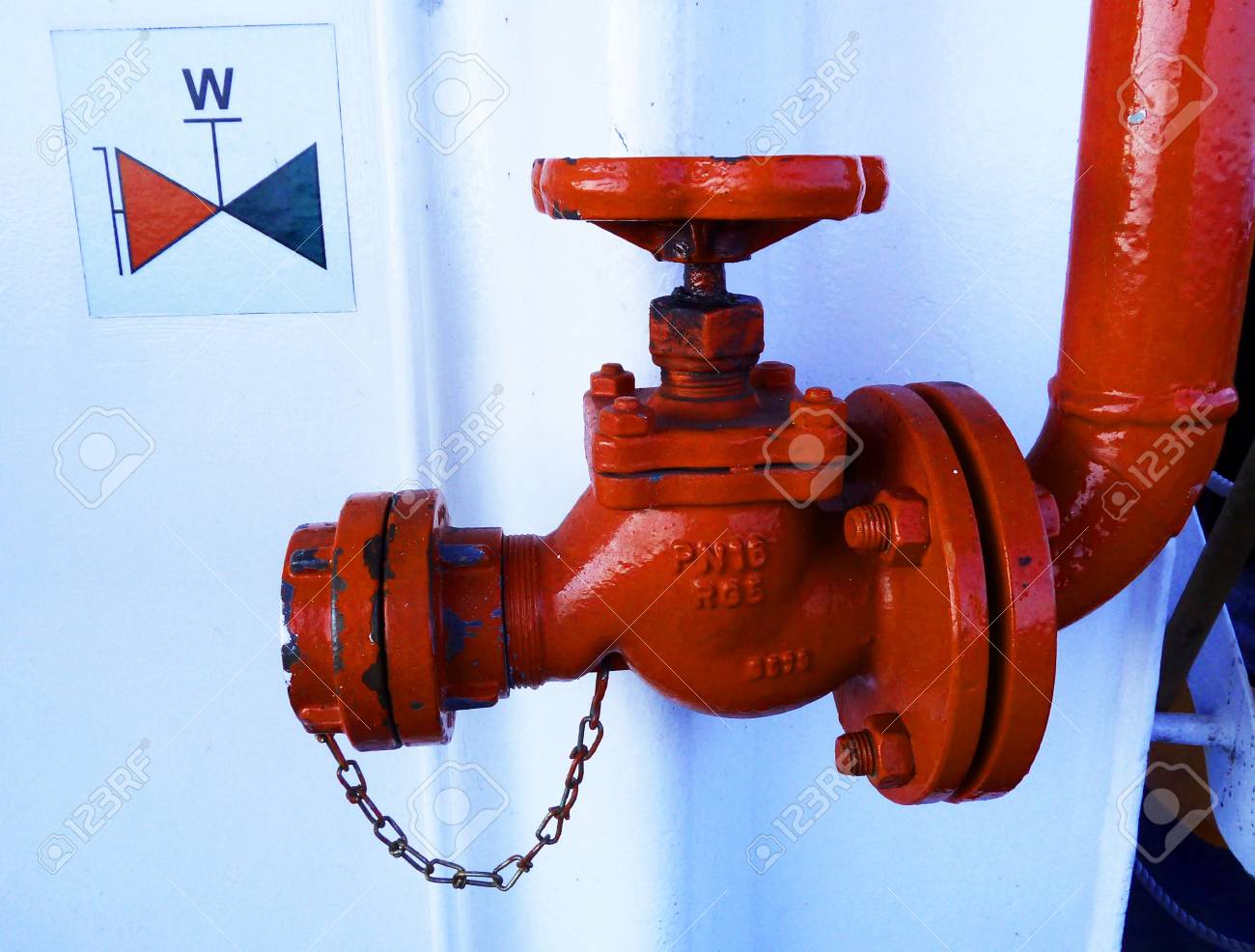 etiam-dictum-ipsum-a-felis