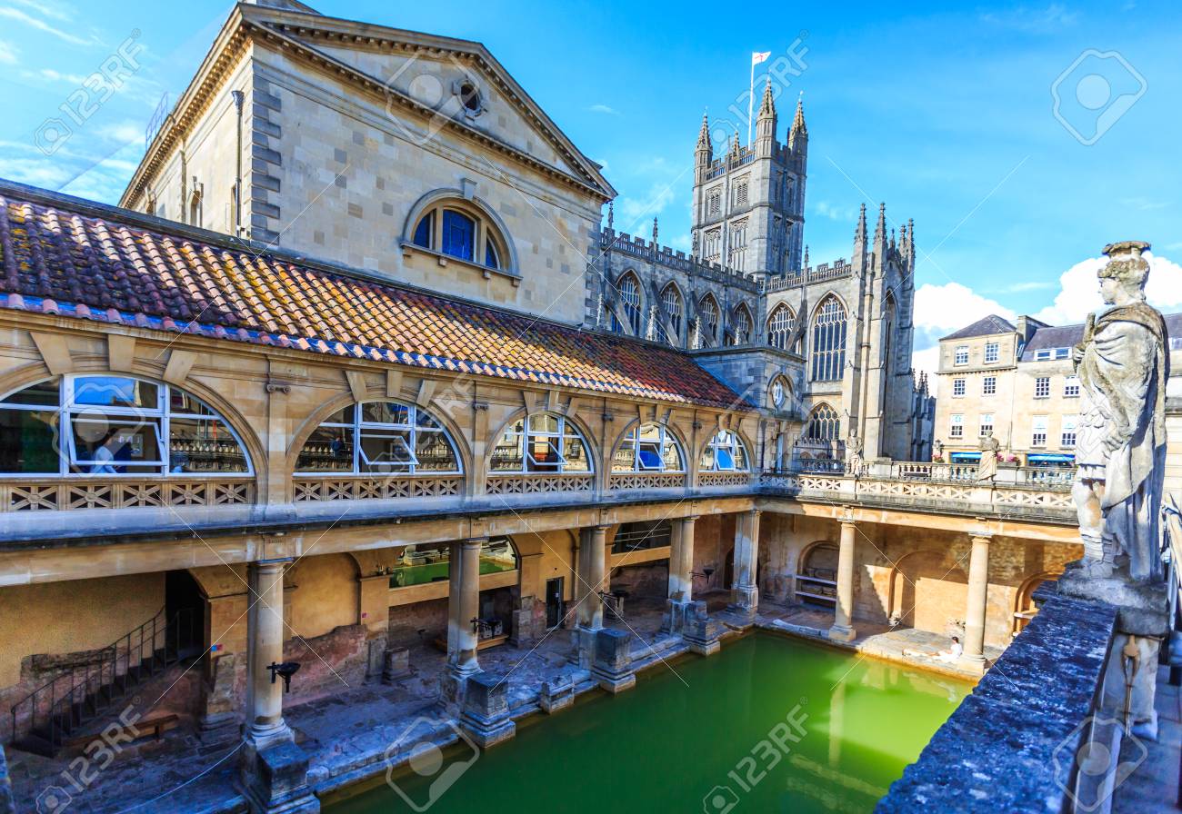 ローマ様式大浴場英語の都市バースの歴史的興味のサイトです 家は公衆浴場の保存状態の良いローマのサイトです の写真素材 画像素材 Image 6480