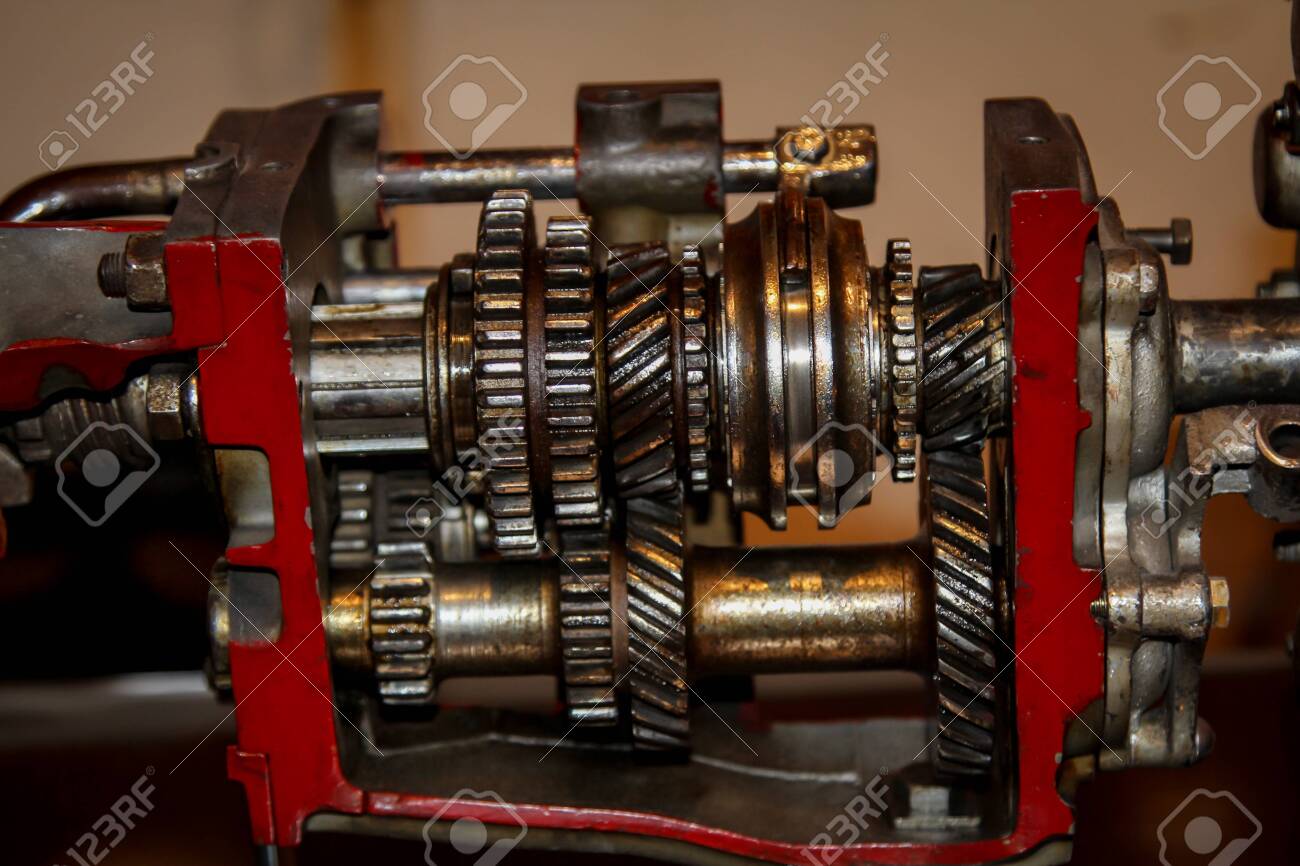 4 stroke gearbox Clearance