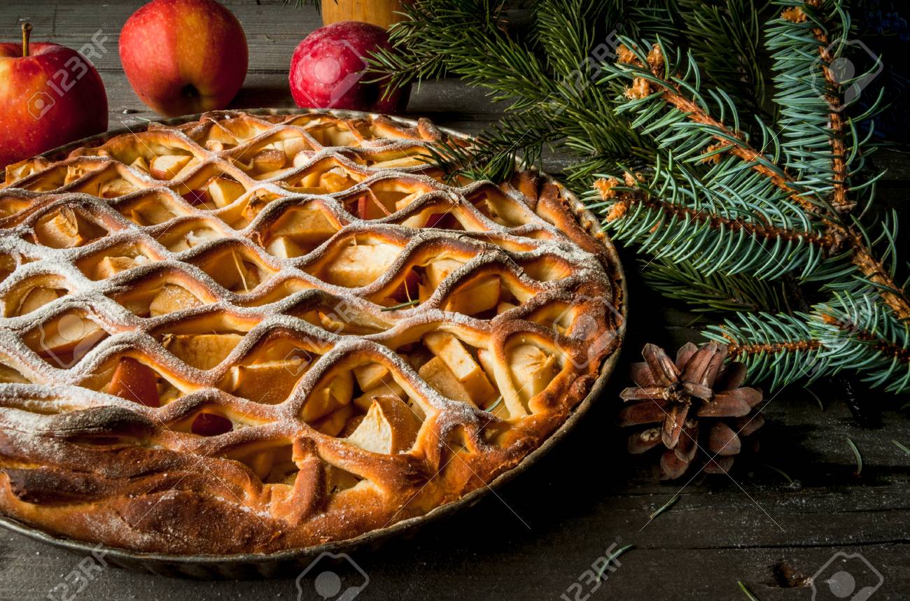 Tarte Aux Pommes Americaine Traditionnelle Sur Une Table En Bois