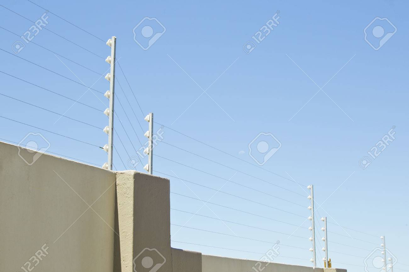 electric boundary fence