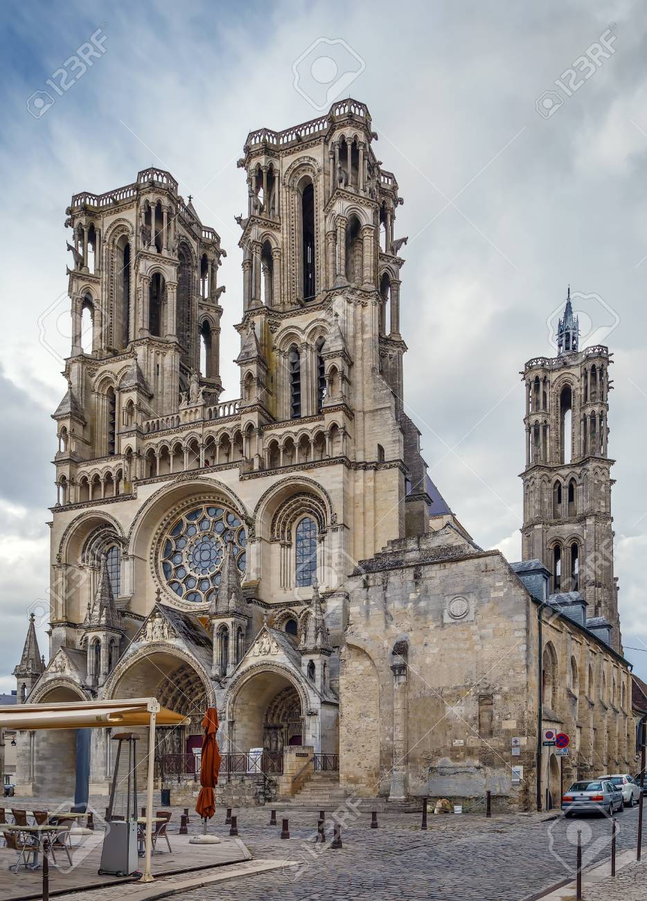 laon cathedral is one