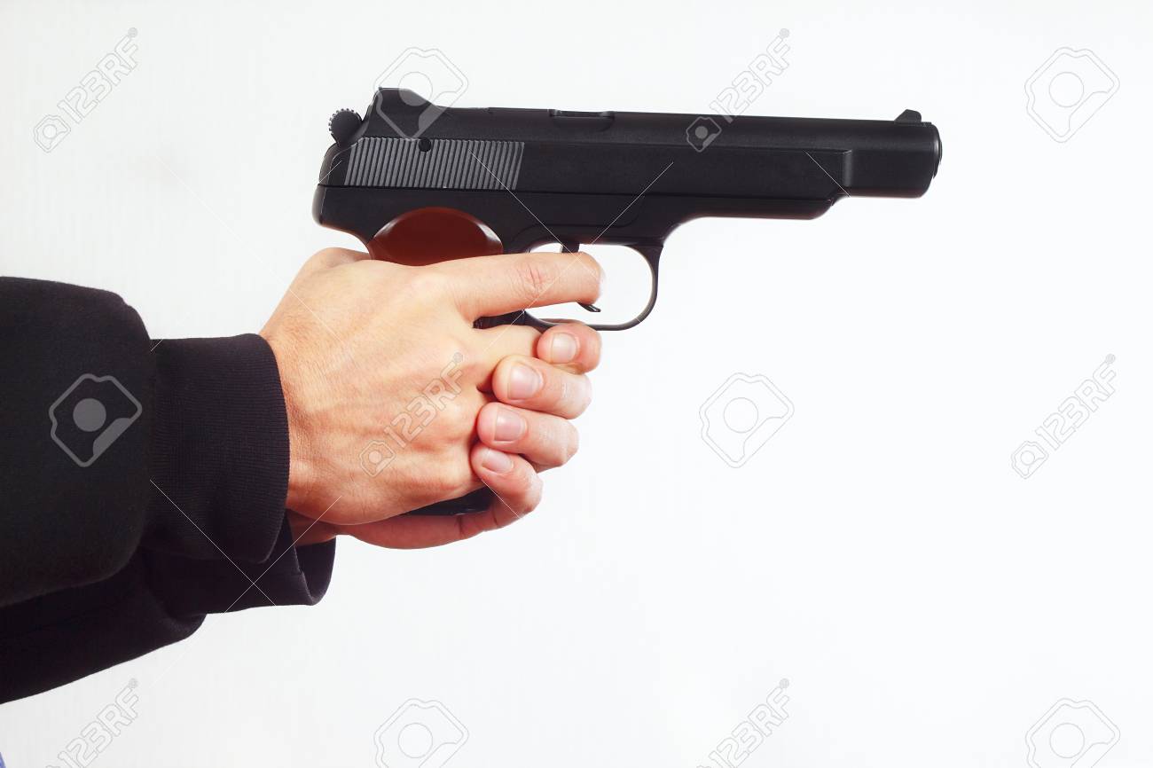 白い背景に軍の半自動銃を持つ手 の写真素材 画像素材 Image