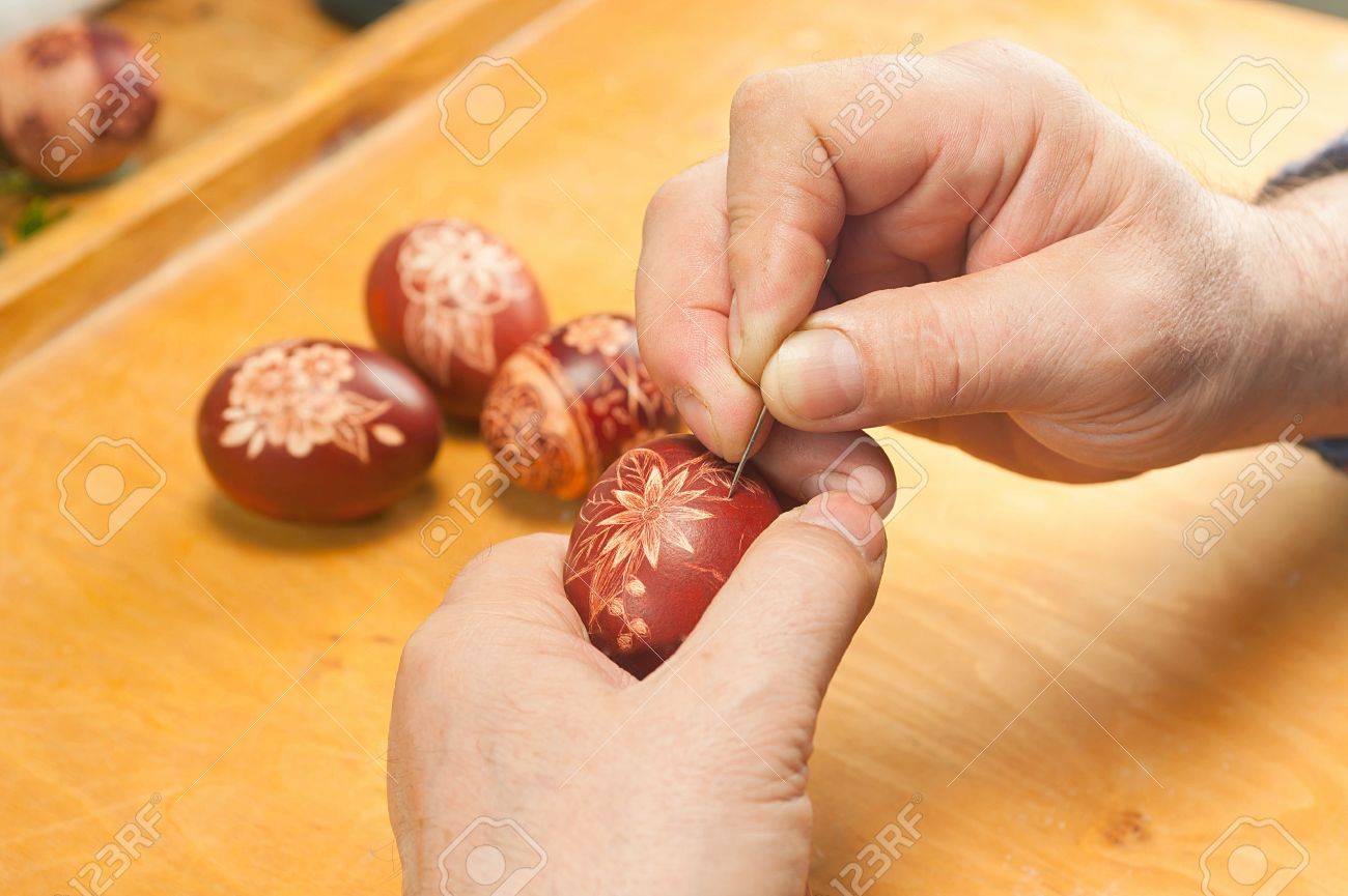 Why eggs are scratching 2 Why eggs are scratching 53