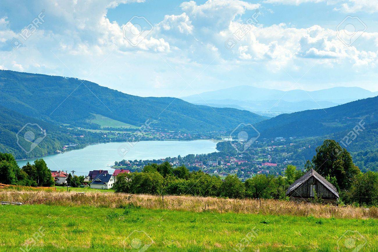 Miedzybrodzie zywieckie - little city in beskidy mountain range in Poland - 22257399 Miedzybrodzie zywieckie - little city in beskidy mountain range in Poland - 22257399
