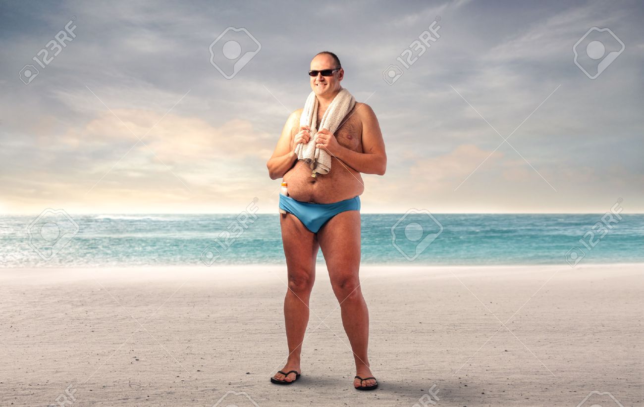 ビーチでデブ男 の写真素材 画像素材 Image ビーチでデブ男 の写真素材 画像素材 Image