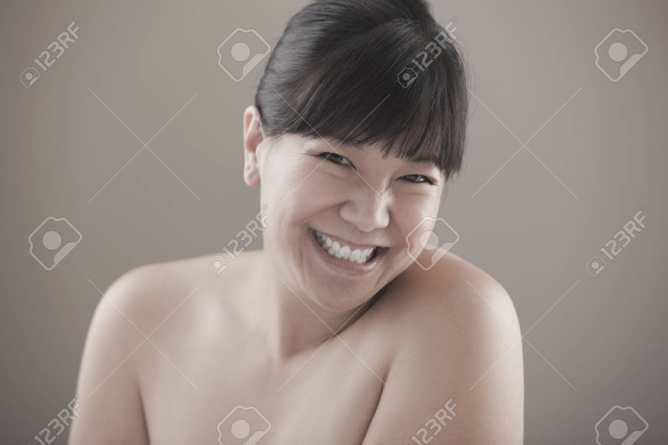 Asian Women Nudist