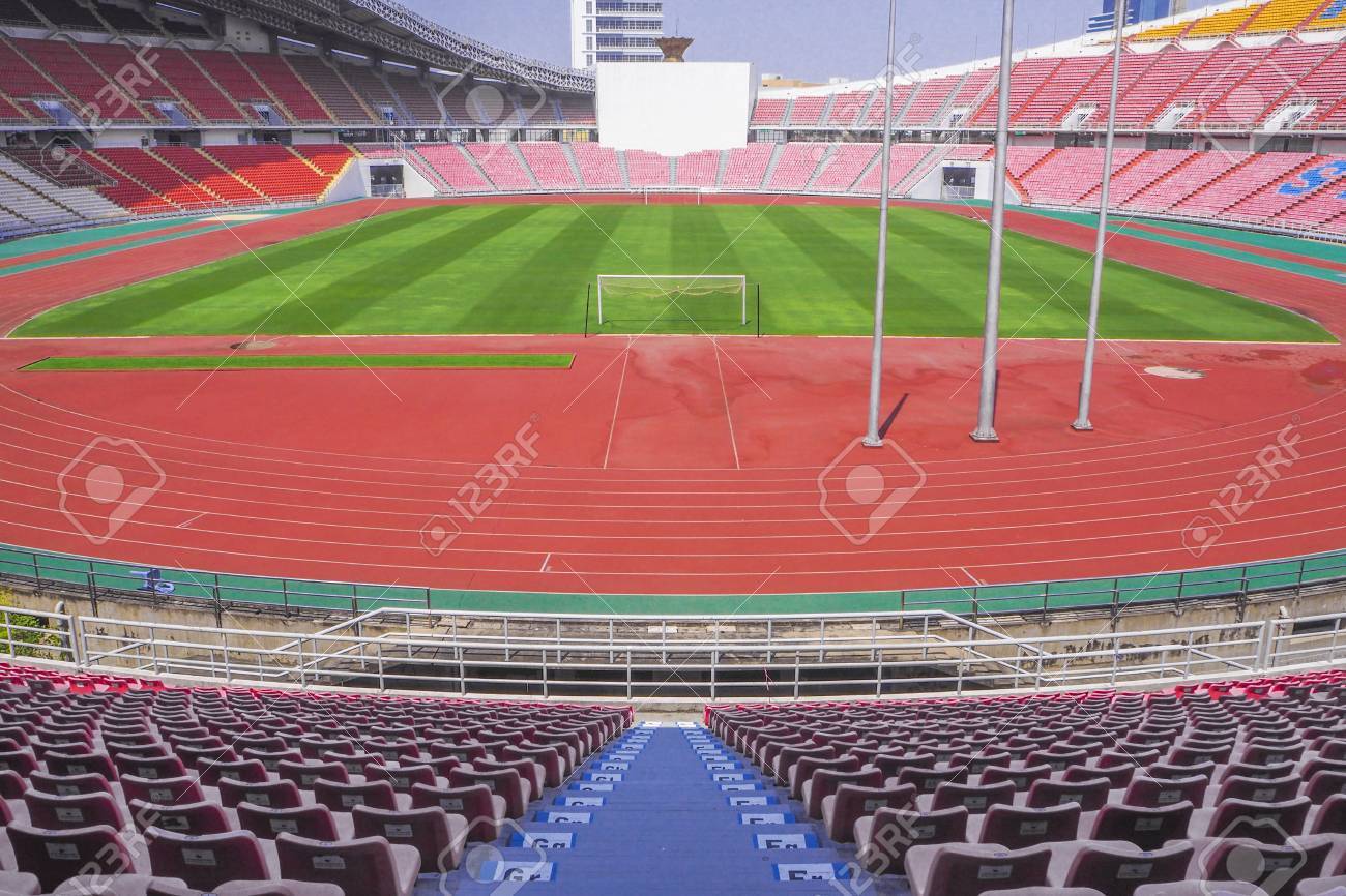 ラジャマンガラ国立競技場 青い空を背景に バンコク タイでサッカー スタジアム内 の写真素材 画像素材 Image ラジャマンガラ国立競技場 青い空を背景に バンコク タイでサッカー スタジアム内 の写真素材 画像素材 Image