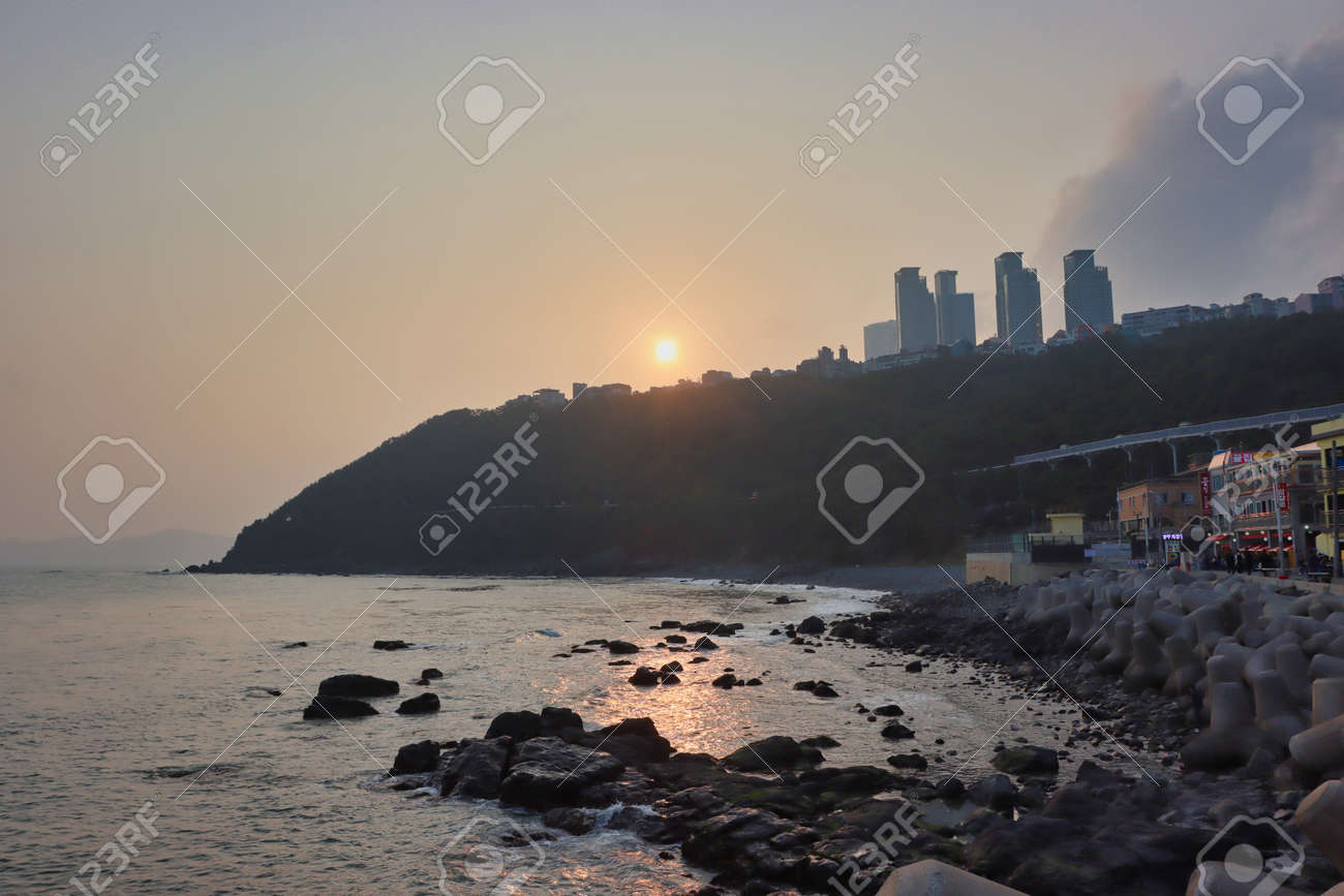 Sunset of Cheongsapo Port in Haeundae, Busan, South Korea, Asia. - 165873893 Sunset of Cheongsapo Port in Haeundae, Busan, South Korea, Asia. - 165873893