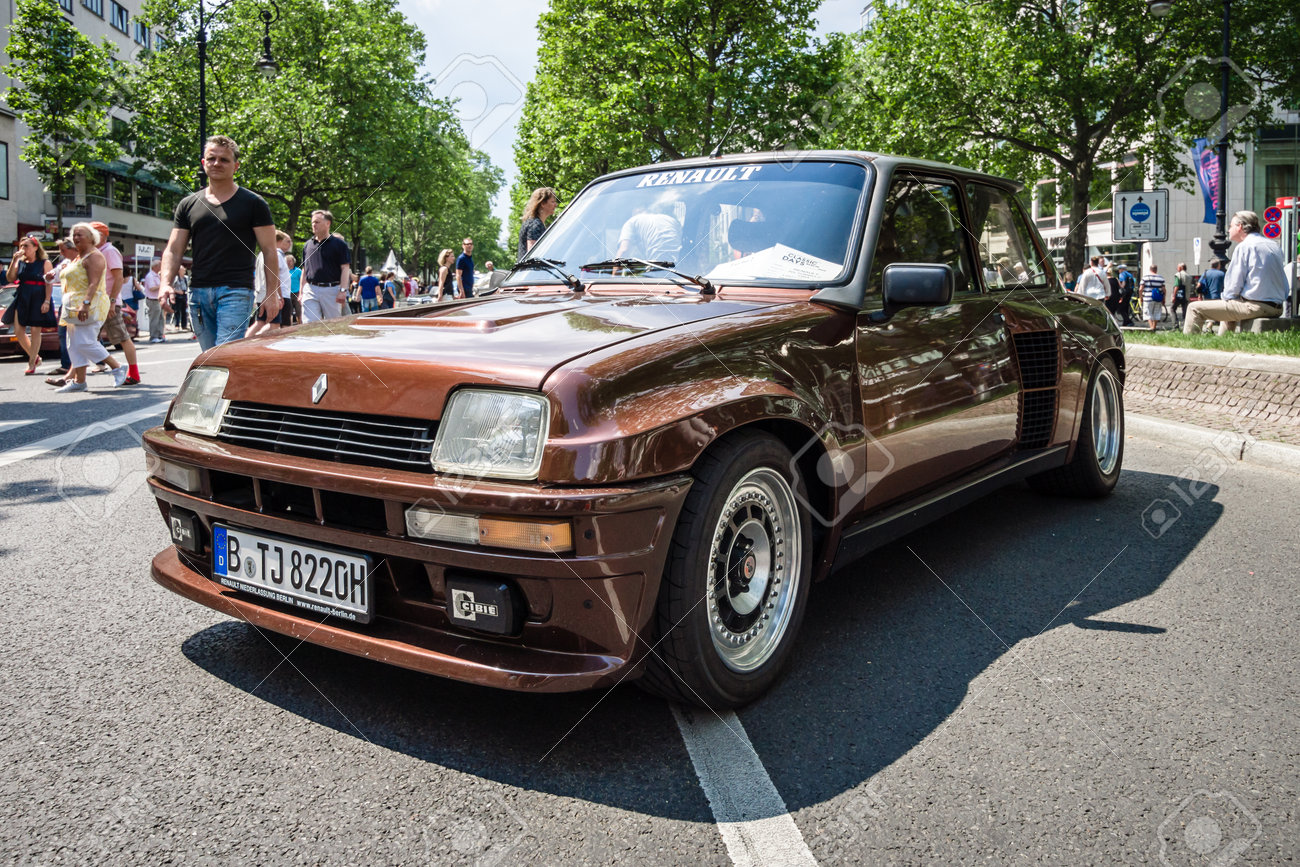 Berlin June 05 16 Hot Hatch Renault R5 Turbo 2 1984 Classic Stock Photo Picture And Royalty Free Image Image