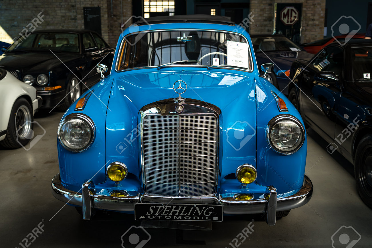 ベルリン 18年5月6日 高級車メルセデス ベンツ2s W180 Ii 1956年5月1956日 展覧会31 旧時はベルリン ブランデンブルク 第31回ベルリン ブランデンブルク オールドタイマーの日 の写真素材 画像素材 Image