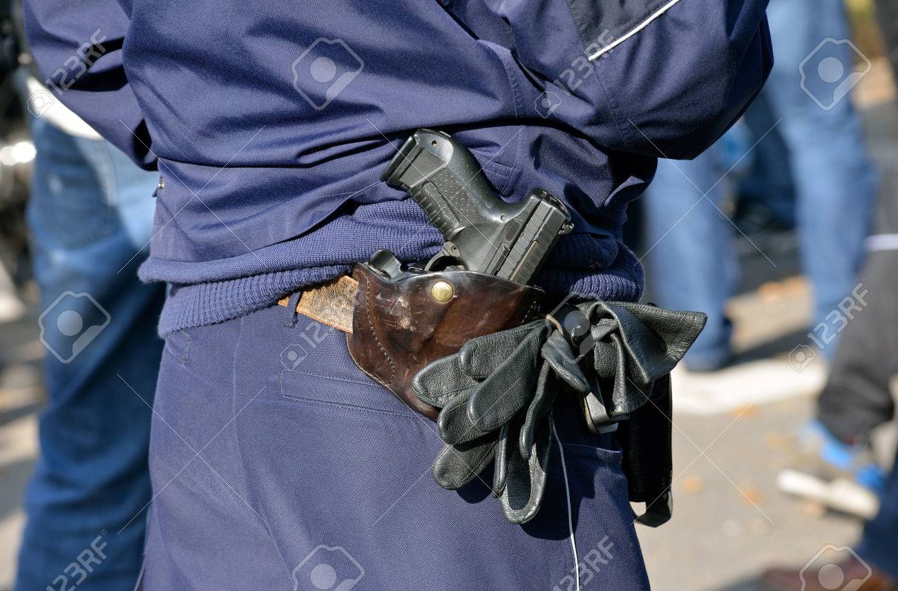 警察官拳銃ホルスター！, image size:1300x856