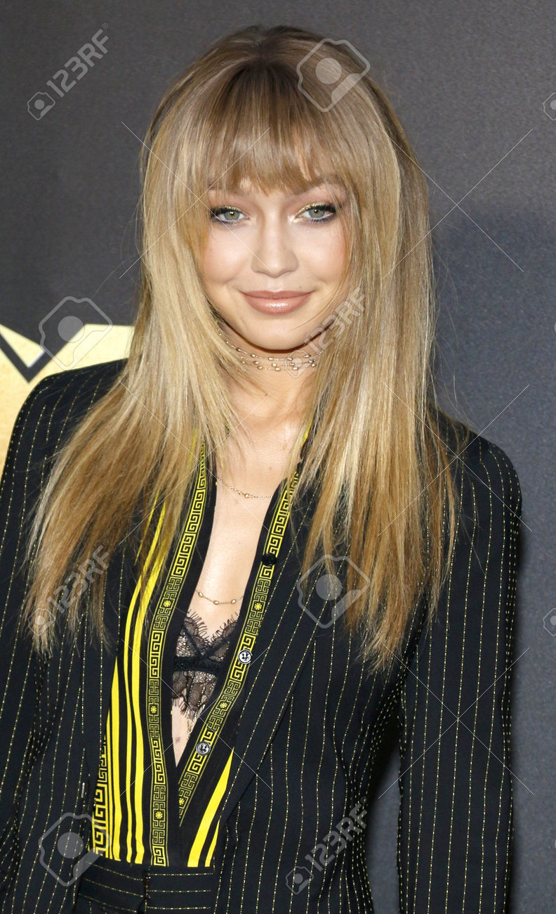 Gigi Hadid At The 2016 Mtv Movie Awards Held At The Warner Bros