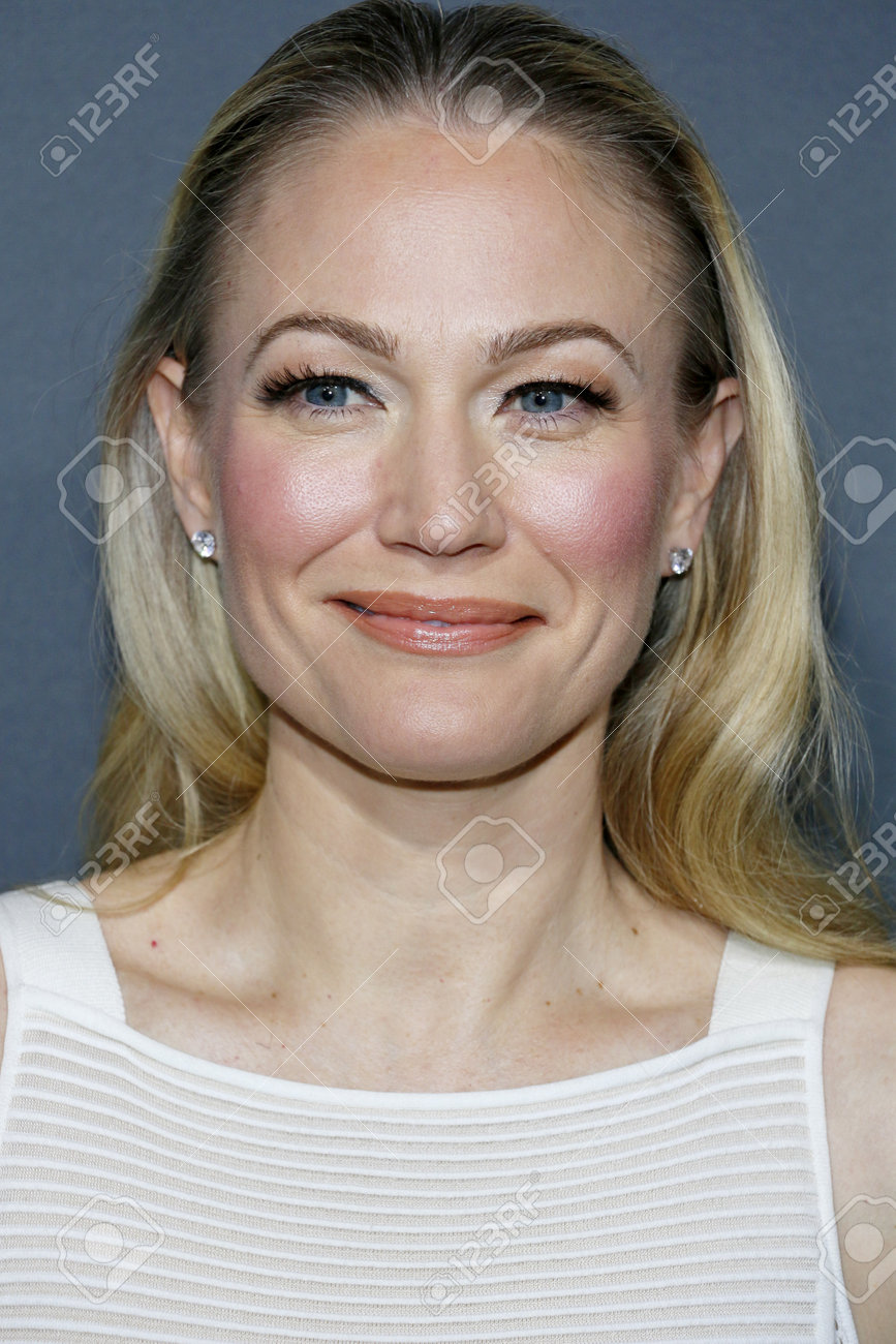 Sarah Wynter Nude Photos 52 Sarah Wynter Nude Photos 100