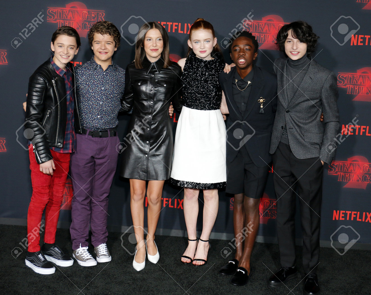 Noah Schnapp Gaten Matarazzo Millie Bobby Brown Sadie Sink