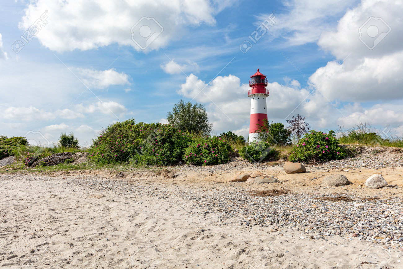Falshoeft lighthouse at the Baltic Sea coast in Schleswig-Holstein, Germany - 171261364 Falshoeft lighthouse at the Baltic Sea coast in Schleswig-Holstein, Germany - 171261364