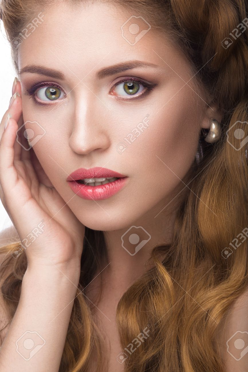 Beautiful Girl With A Light Nude Makeup And Blond Hair. Beauty Face. Stock  Photo, Picture and Royalty Free Image. Image 40966936.
