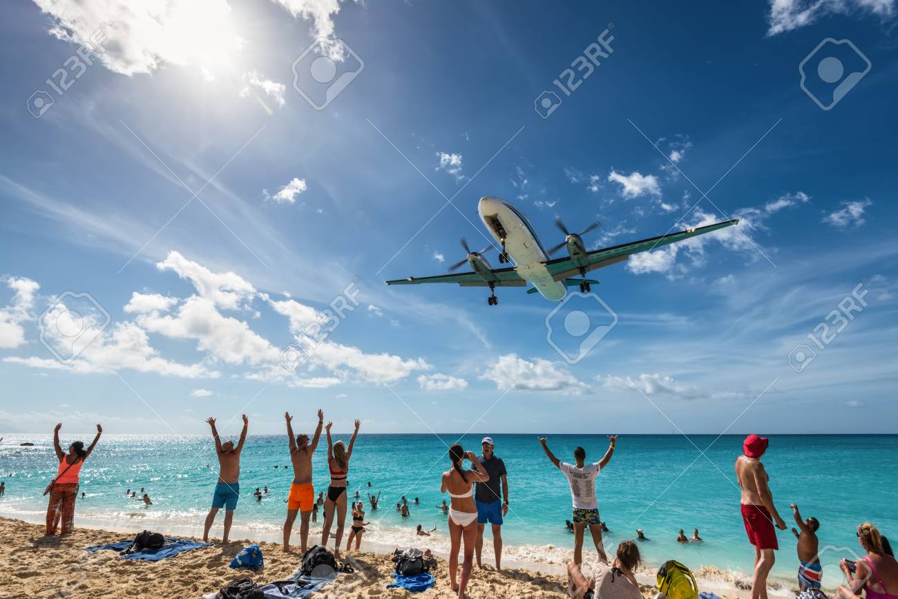 Maho Beach Saint Martin December 17 2018 A Commercial Jet