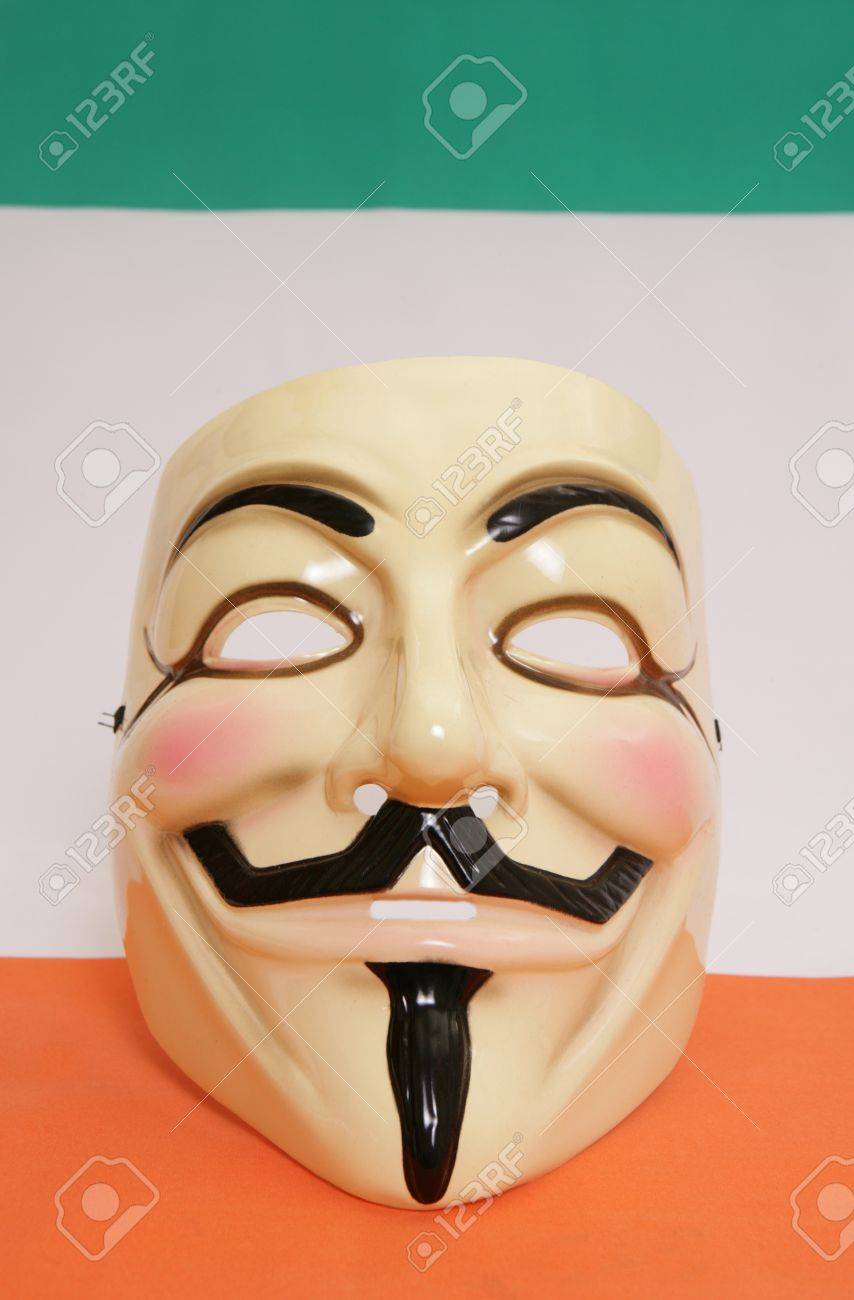 アイルランドの旗でガイ フォークスのマスク の写真素材 画像素材 Image