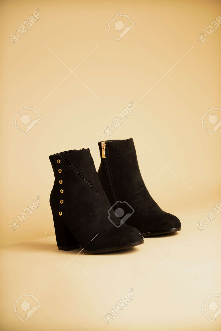 botas negras mujer cortas con tacon