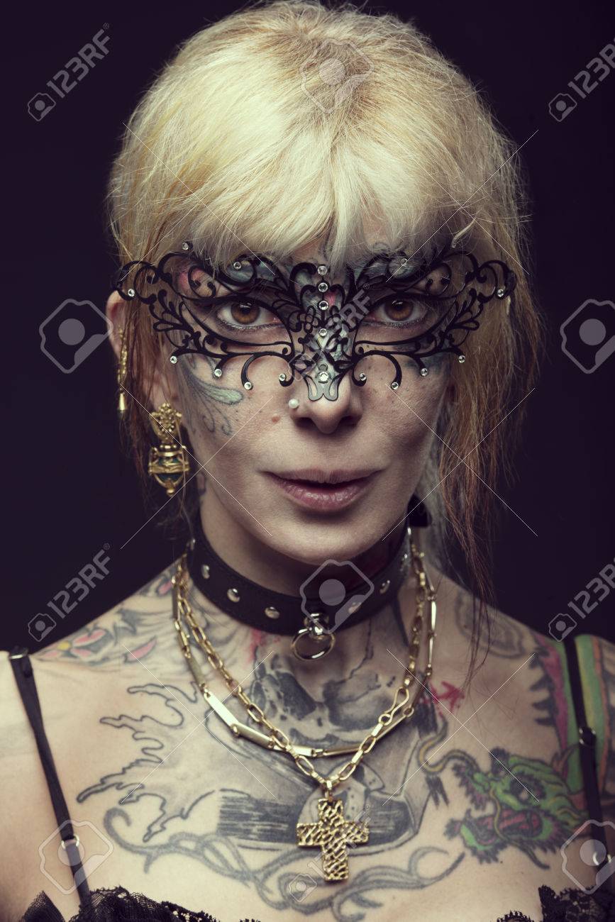 Goddess Leach Tattoo Day Of The Dead Arm Sleeve Tattoos Skull Girl Tattoo Tattoo Designs