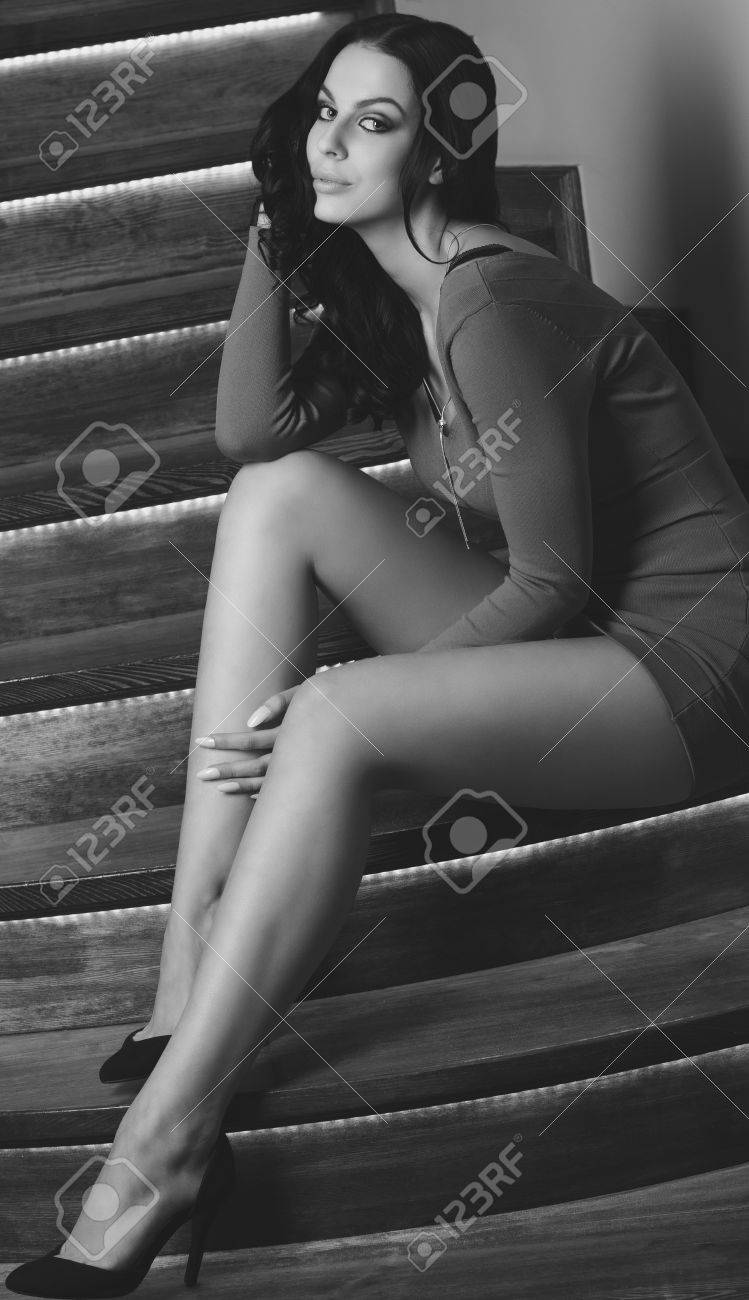 HOOK UP VIDEOSEXS Thai erotic massage videos
