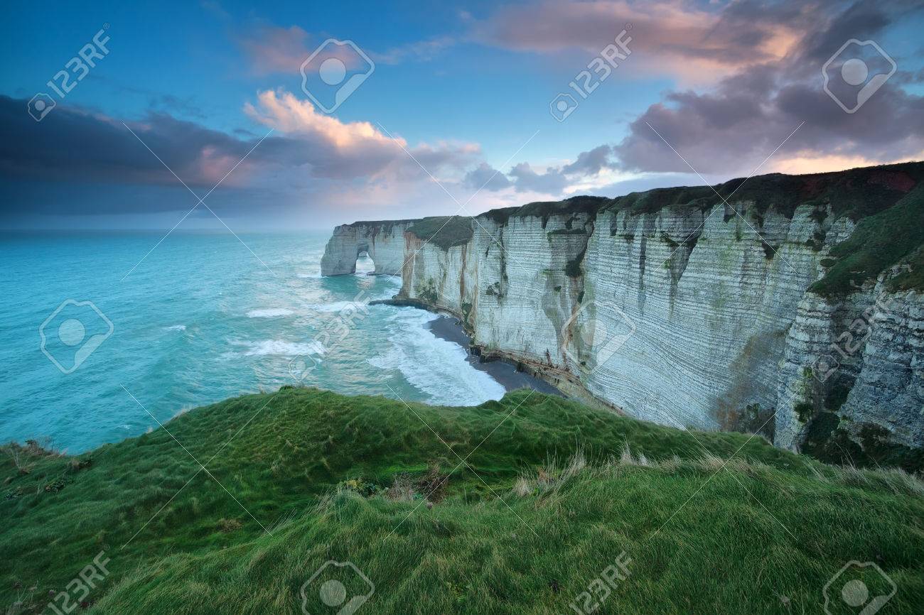 風の日エトルタ