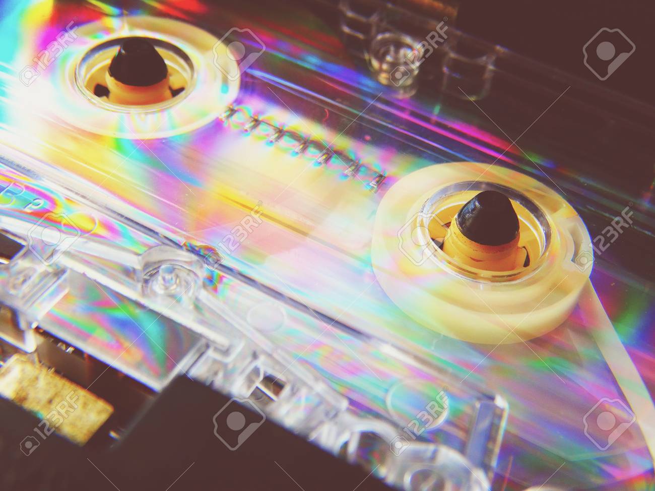 オーディオ カセット レコーダー 80s 90s 70s レトロなヴィンテージ古い音楽の時間世代音楽テープの壁紙背景スタイル郷愁歌 の写真素材 画像素材 Image