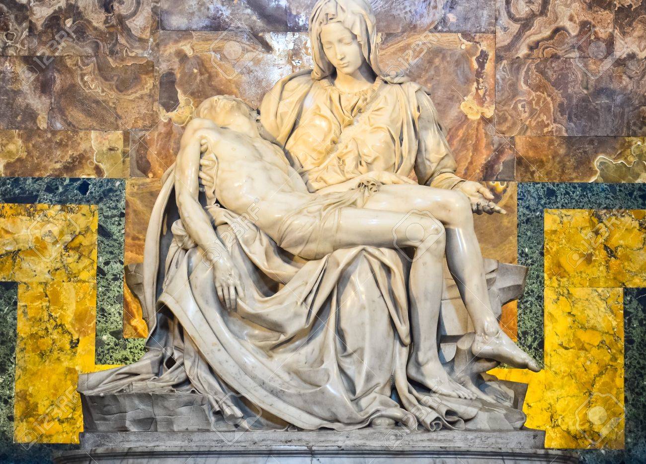 宗教美術　キリスト　金属　イタリア　置物　インテリア　工芸品　美術品　A2898 ミケランジェロ作ピエタ像 大理石風彫像ルネサンス古典的宗教美術