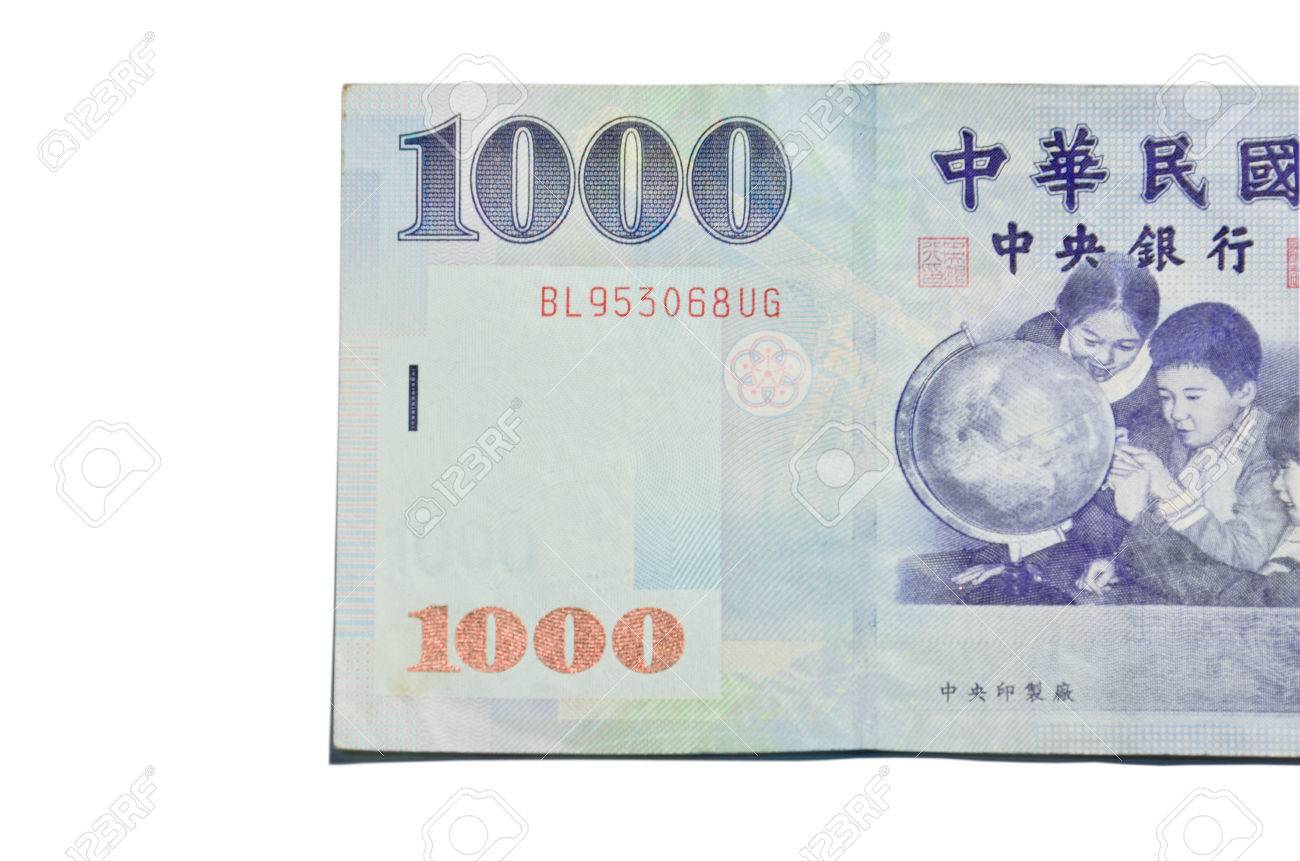흰색 배경에 1000 신 대만 달러 법안 로열티 무료 사진, 그림, 이미지 그리고 스톡포토그래피. Image 26135395