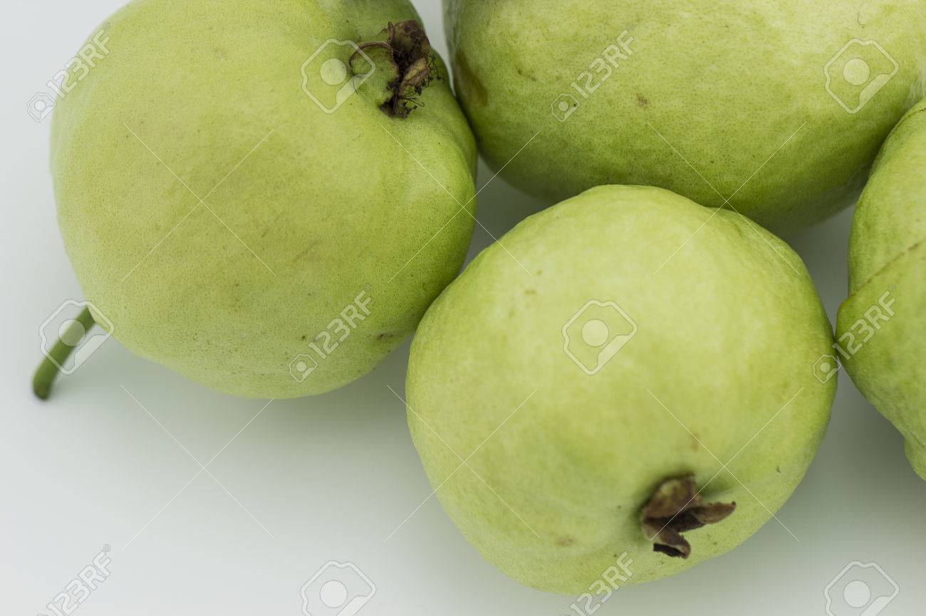 guava fruits can range in size from as small as an apricot to grapefruit size