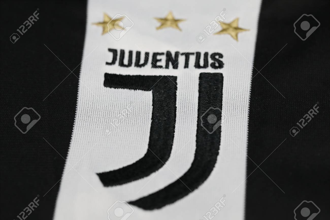 juventus football club jersey