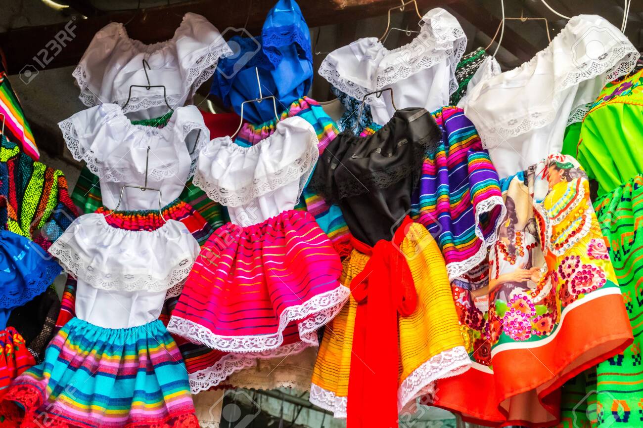 Outfit Ropa Tradicional Mexicana Hombre Ropa Artesanal - Main Image