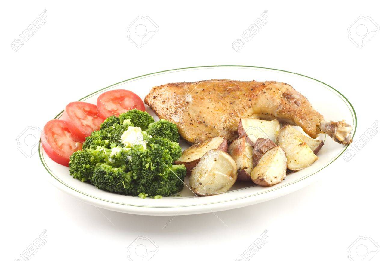 Un Cuarto De Muslo De La Pierna De Pollo Al Horno Con Brócoli Al ... Un Cuarto De Muslo De La Pierna De Pollo Al Horno Con Brócoli Al ...