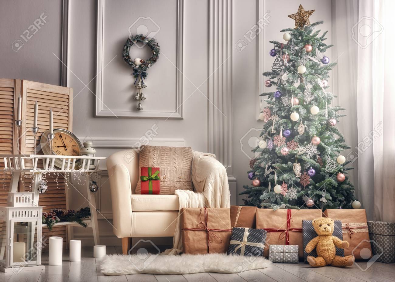 Frohe Weihnachten Und Frohe Feiertage Ein Schones Wohnzimmer