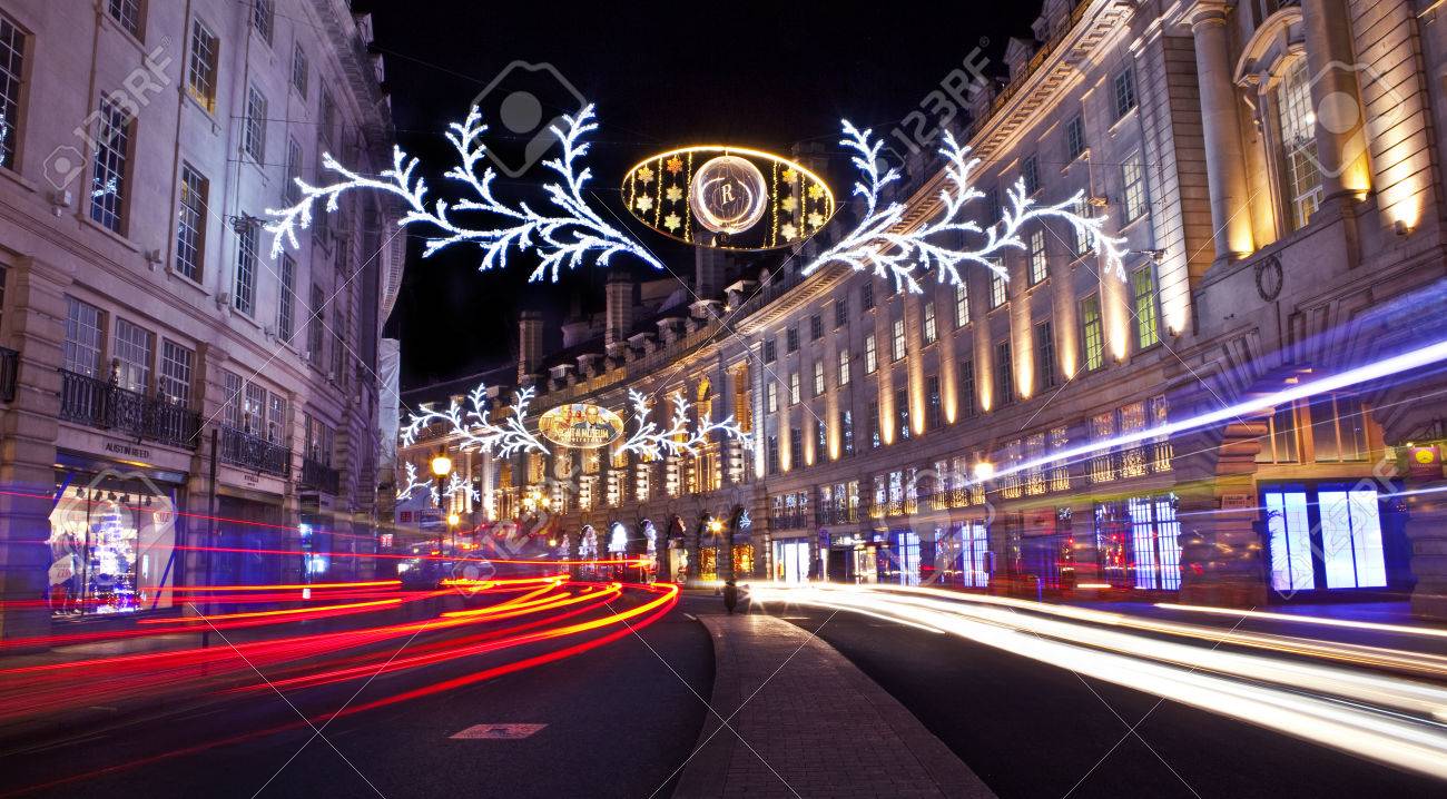 The beautiful Regent Street Christmas Lights in London. - 34381383 The beautiful Regent Street Christmas Lights in London. - 34381383