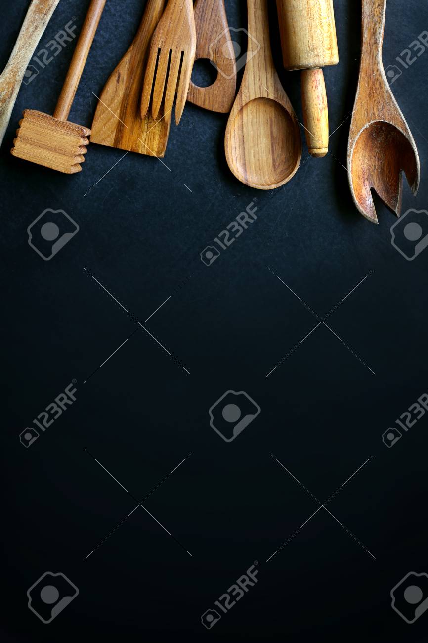 Una Collezione Di Utensili Da Cucina D\'epoca In Legno, Cucchiai ... Una Collezione Di Utensili Da Cucina D\'epoca In Legno, Cucchiai ...