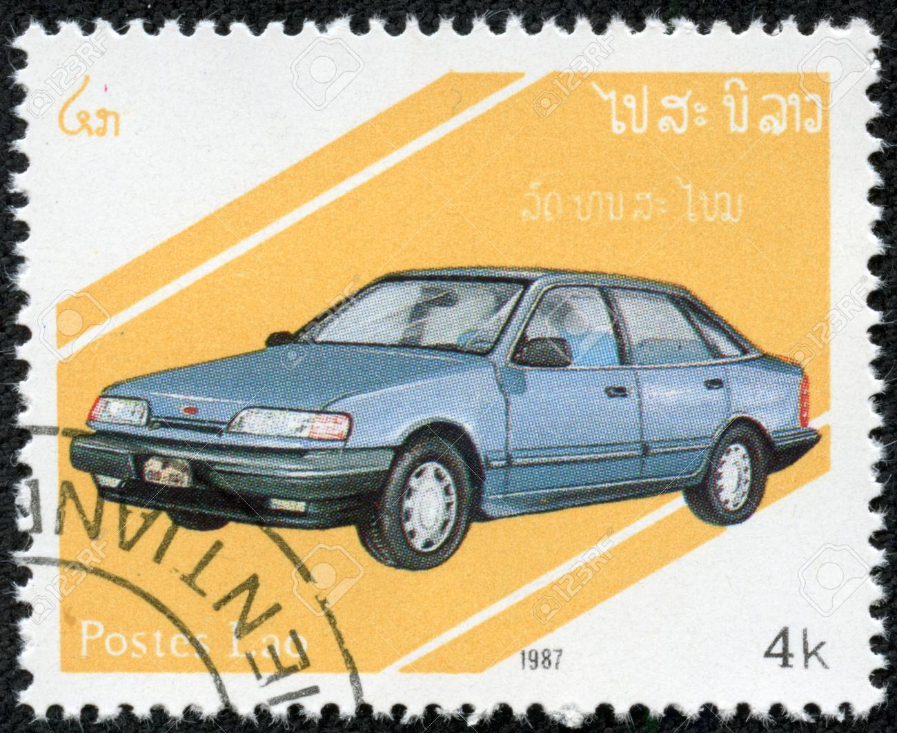 ラオス 1987 A 切手がラオスによって印刷された頃年頃 1987 年のサッカー自動車を示しています の写真素材 画像素材 Image ラオス 1987 A 切手がラオスによって印刷された頃年頃 1987 年のサッカー自動車を示しています の写真素材 画像素材 Image