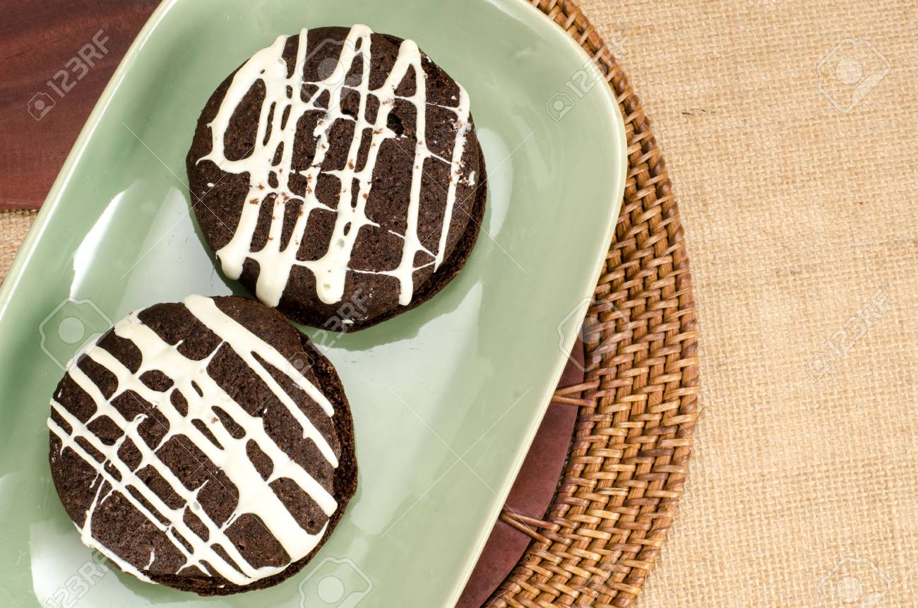 Image De Gateau De Biscuit Au Chocolat Sur Le Brun Sac Fond Banque D Images Et Photos Libres De Droits Image