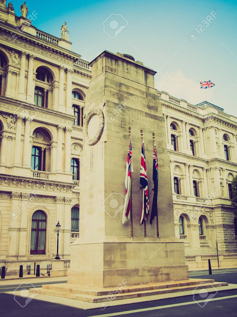 すべての戦争 ロンドン 英国の精霊を記念する慰霊碑を探して の写真素材 画像素材 Image