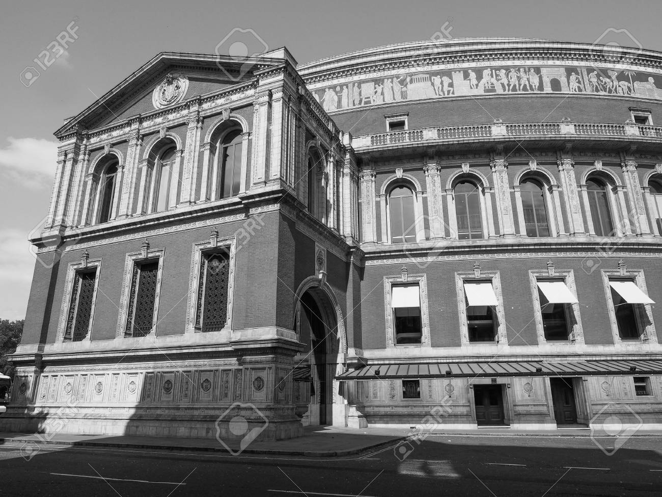 Royal Albert Hall Concert Room In London Uk In Black And White Stock P O Royal Albert Hall Concert Room In London Uk In Black And White Stock P O