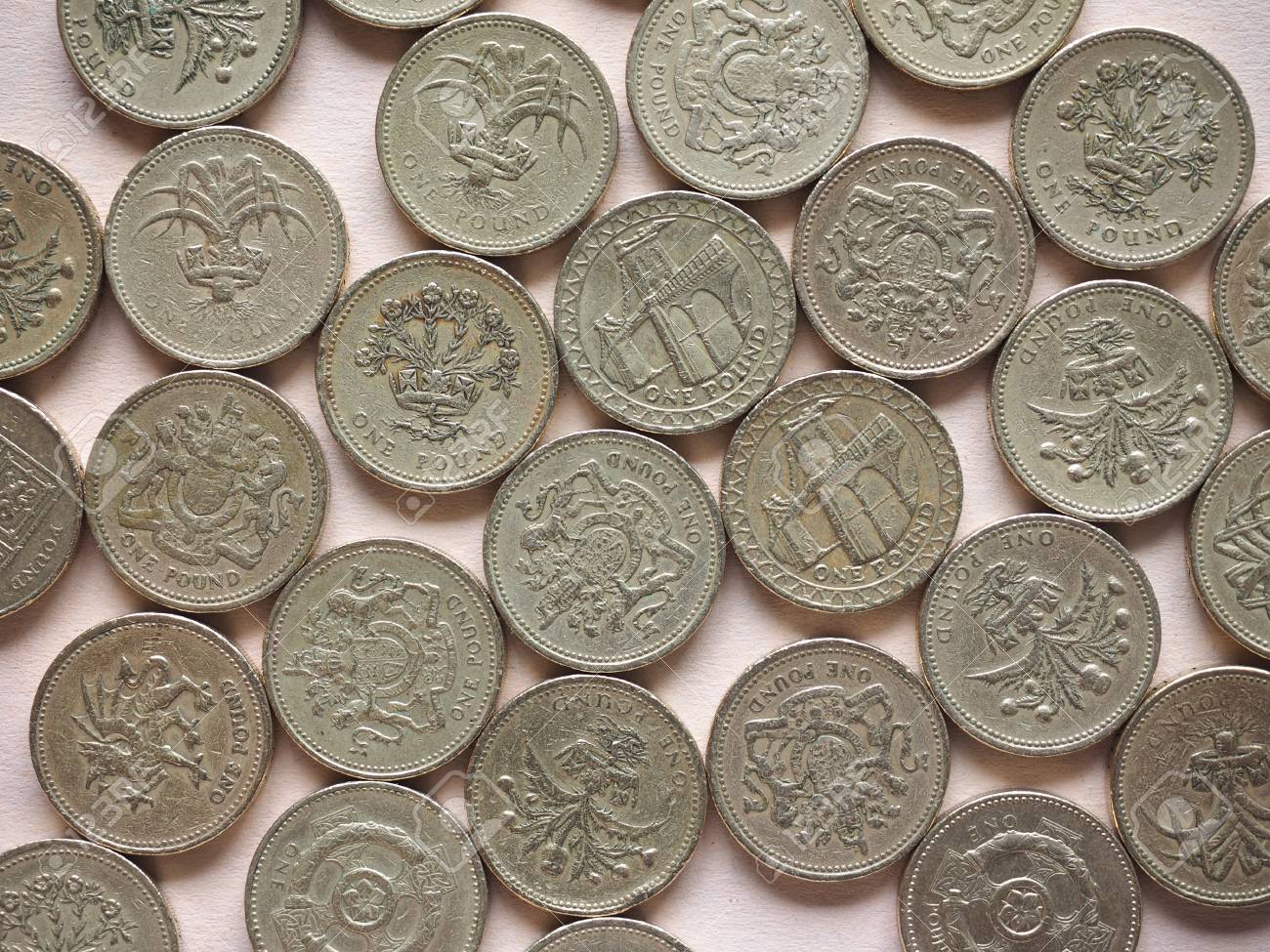 イギリス ポンドはイギリスの通貨をコインします。の写真素材・画像素材 Image 59870928