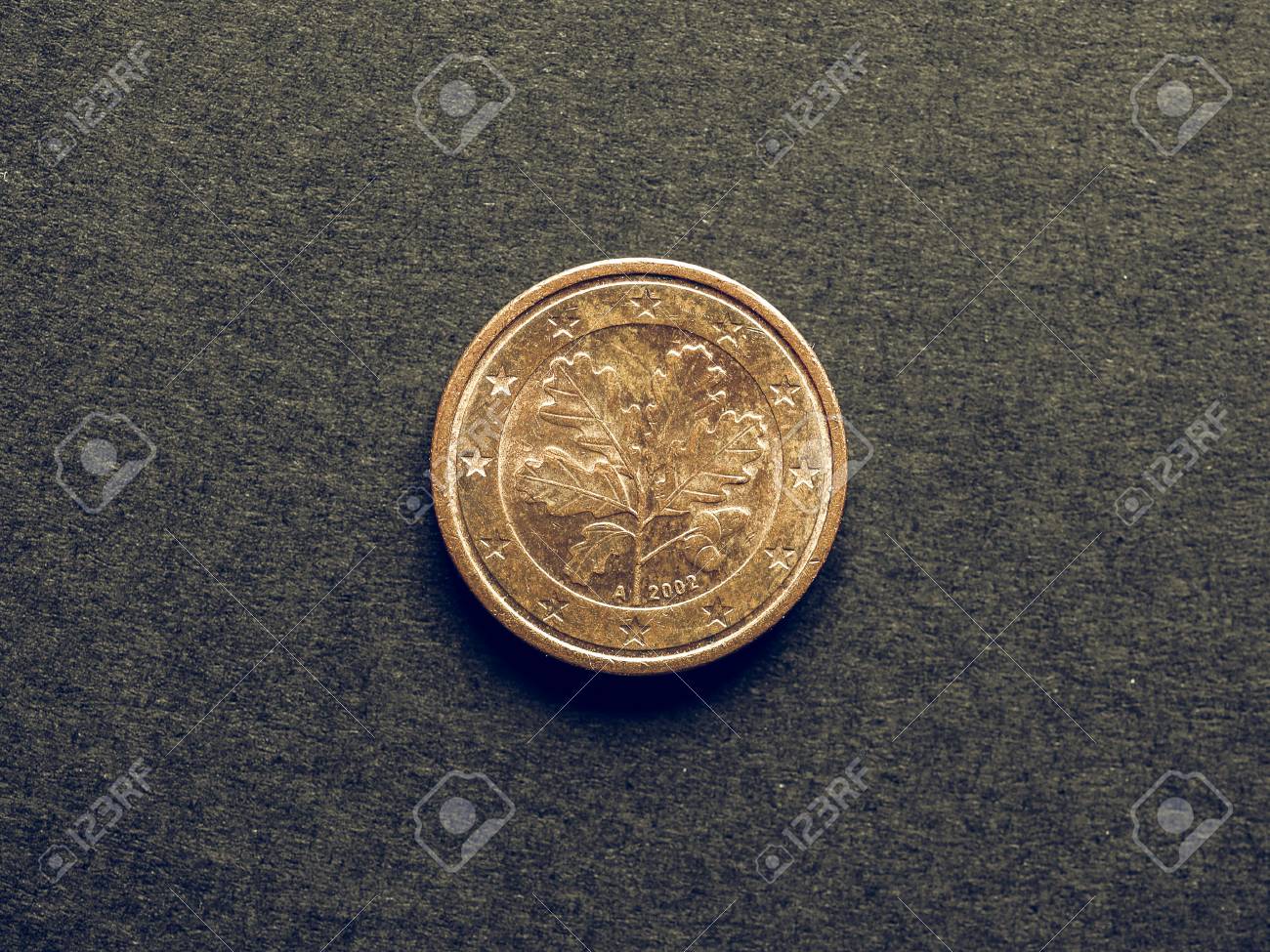 欧州連合 - ドイツの 1 セント ユーロ硬貨通貨を探しての写真素材・画像素材 Image 62354705