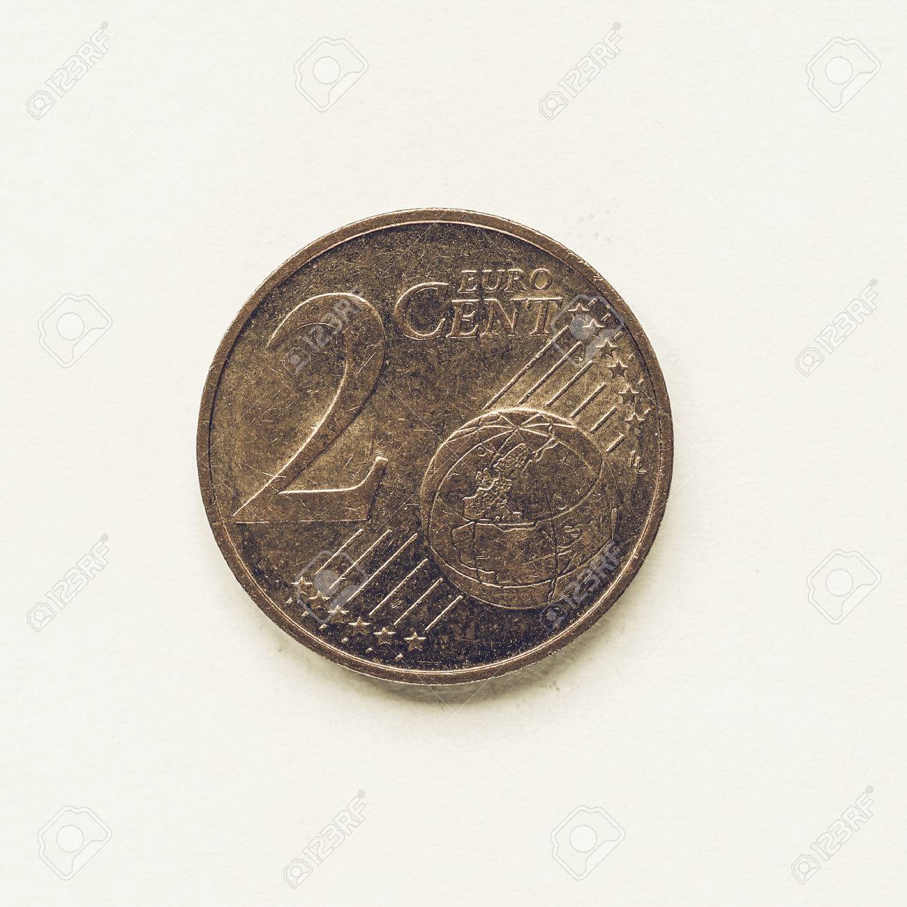 ヴィンテージ ヨーロッパ通貨 2 セント硬貨共通側を探して の写真素材 画像素材 Image ヴィンテージ ヨーロッパ通貨 2 セント硬貨共通側を探して の写真素材 画像素材 Image