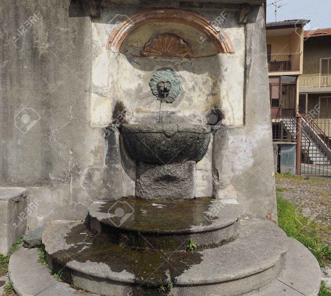 ancient drinking fountain aka