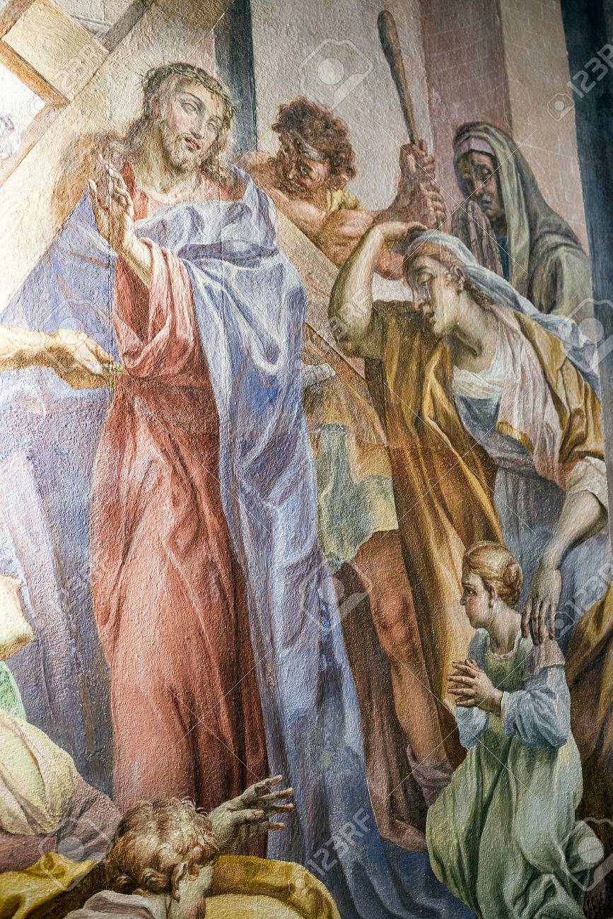 Galliate ノヴァーラ イタリア ピエモンテ州 の Varallino の聖域の内部は画家 15 世紀 Dionigi ブッソラ 1615年 1687 彫刻家 Lorenzo Peracino 1710年 17 年 の作品で構築されました を介してクルーシス 絵画します の写真素材 画像素材 Image