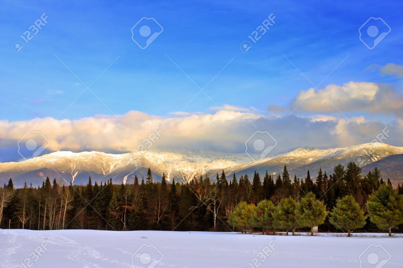 브레턴 우즈 뉴햄프셔의 겨울 로열티 무료 사진, 그림, 이미지 그리고 스톡포토그래피. Image 3253595